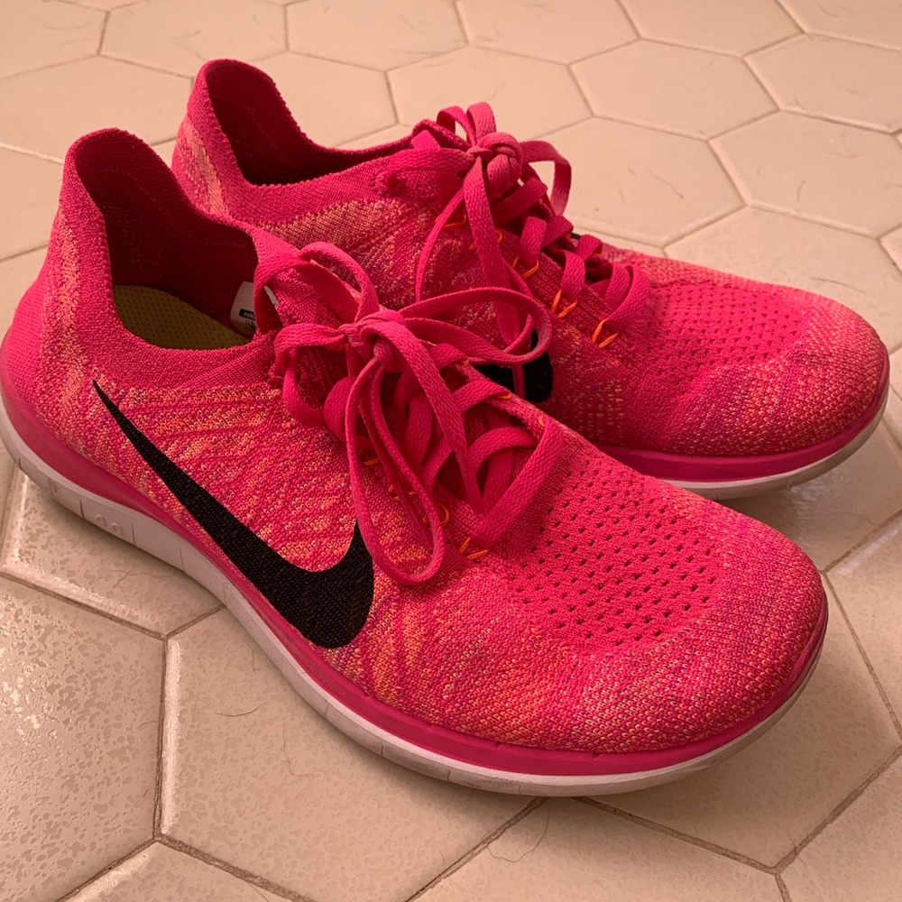 Women’s Nike Free 4.0 Flyknit Running Shoe 
Pink, Size 8